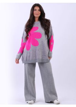 Ladies Oversized Chunky Knit Floral Wooly Jumper